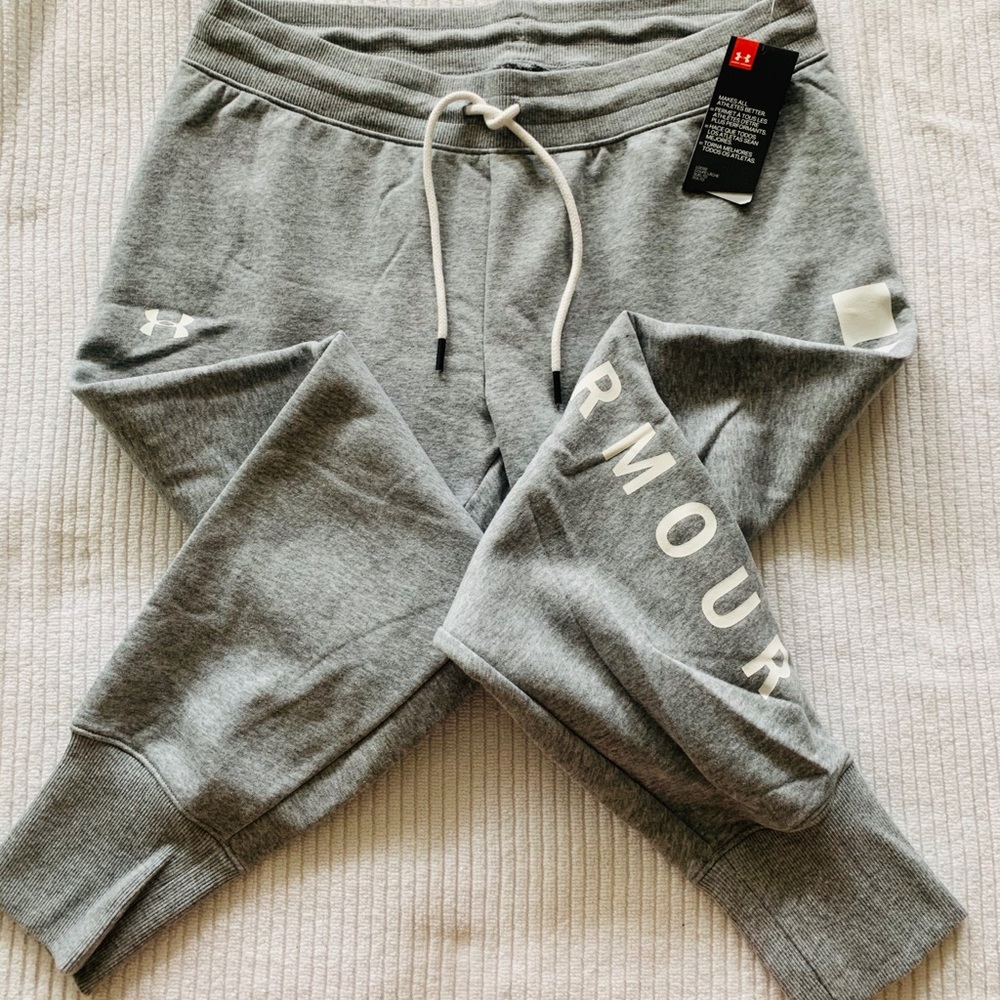 Gray Under Armour Sweats